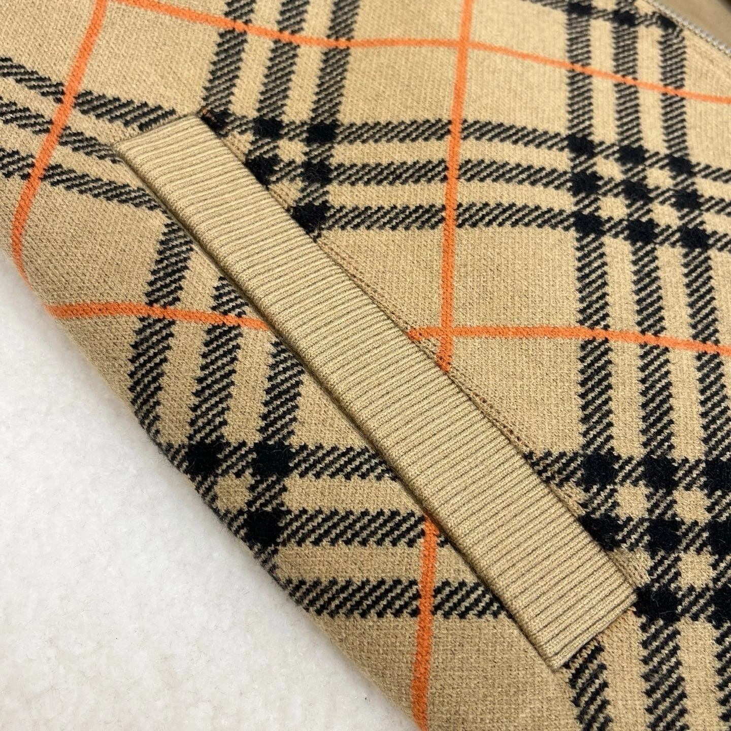 wg.luxury-- 2ur25rry wool item: E-F443J1518H